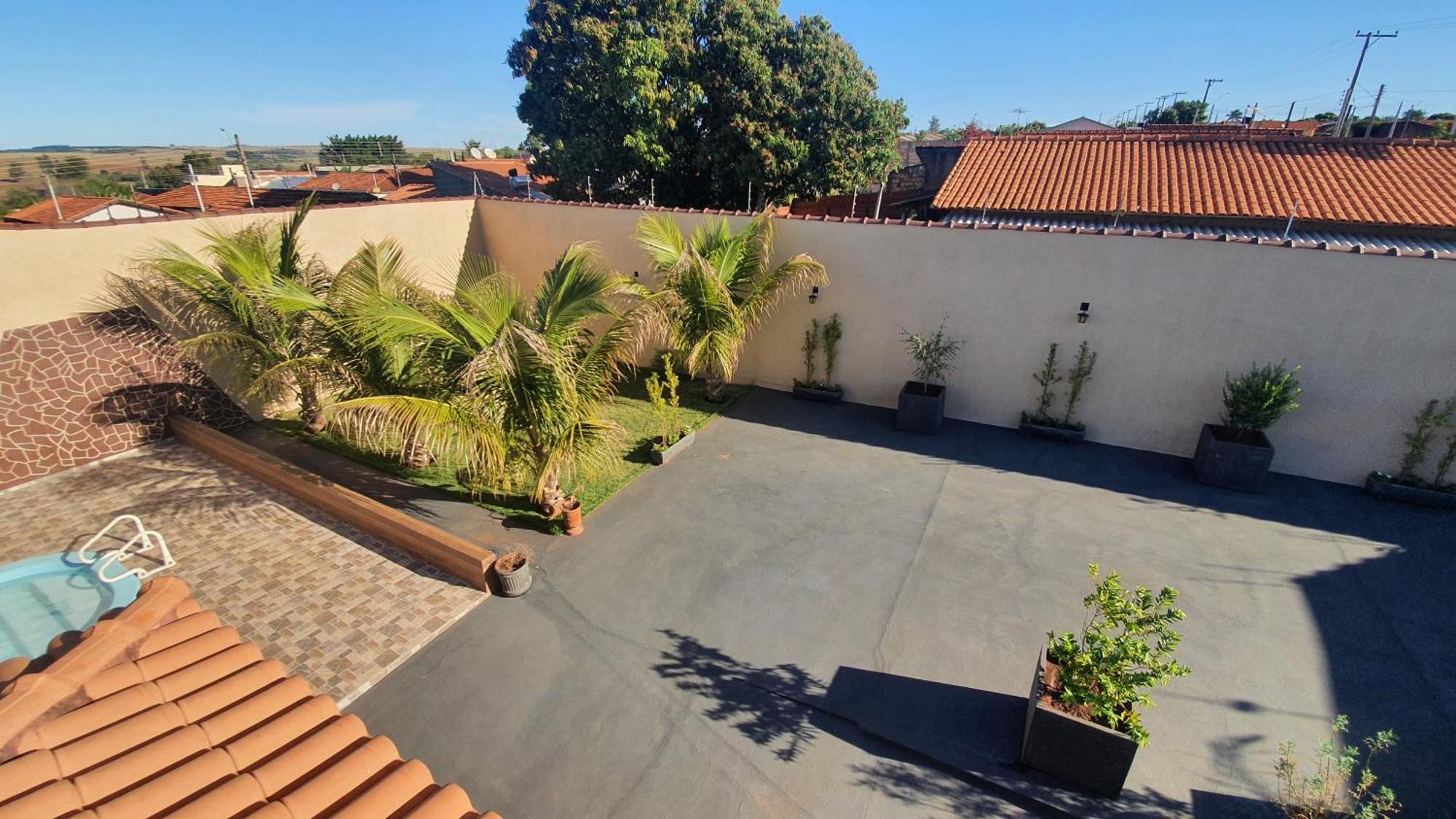 Rancho Califórnia - dentro da cidade perto de tudo. Espirito Santo do Turvo Exterior foto